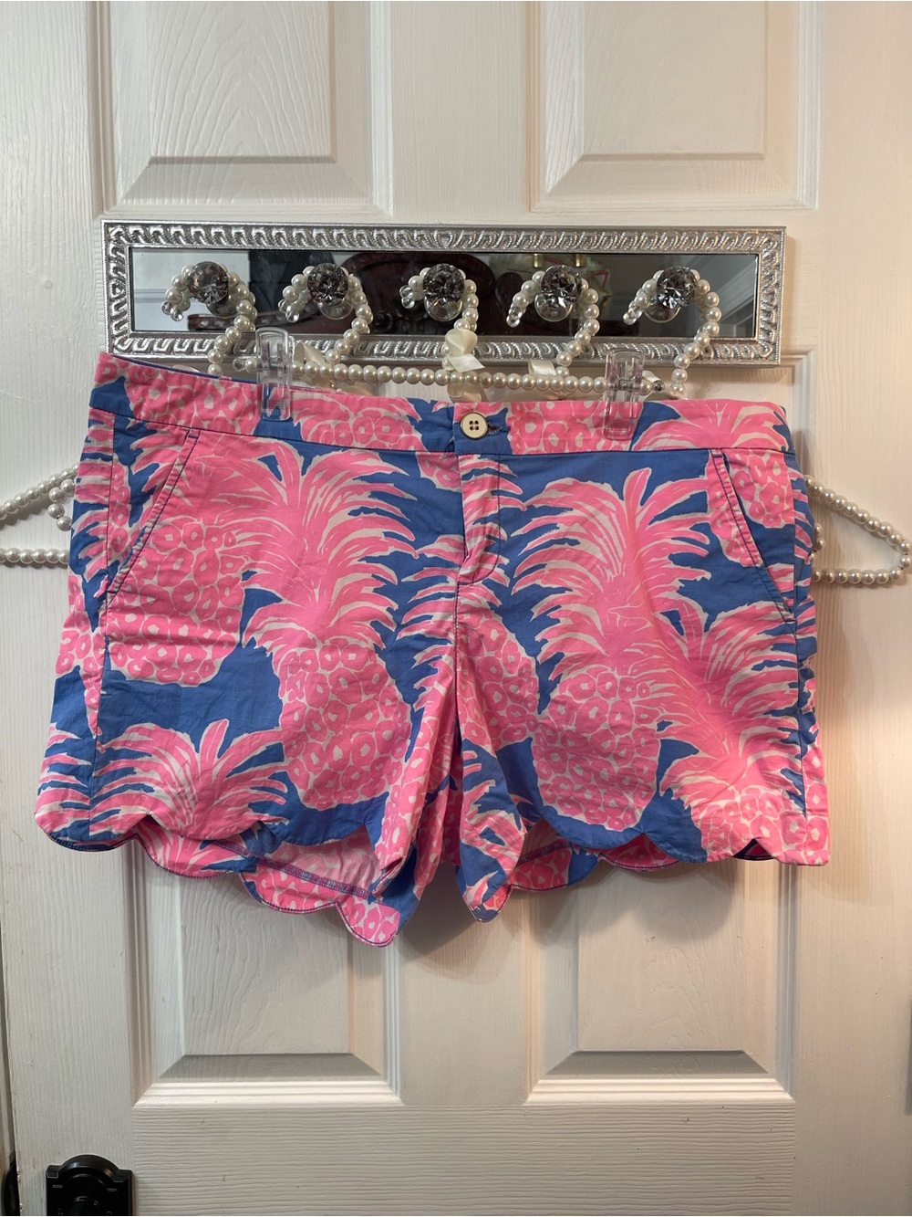 Lilly Pulitzer Pink Pineapple Scalloped Hem Shorts